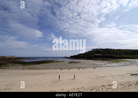 Longis Bay auf der Insel Alderney Kanalinseln UK Bild von Andrew Hasson 2004 Stockfoto