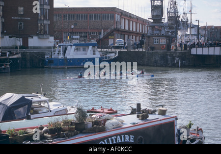 Ruderteam am Fluss Avon Bristol Stockfoto