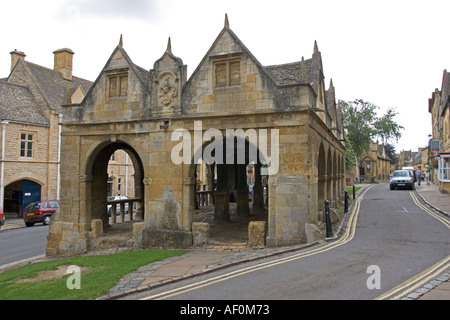 Alten Wollmarkt oder Markthalle wurde 1627 Chipping Campden Cotswolds Großbritannien UK erbaut. Stockfoto