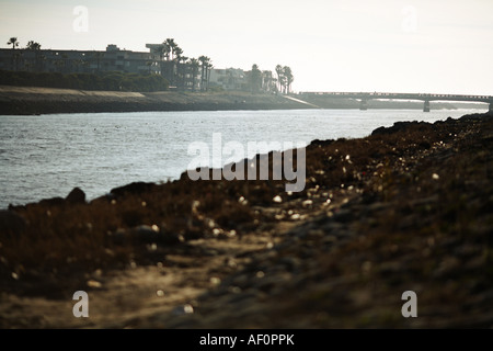 Ballona Creek Bridge am Strand Radweg in Playa del Rey, Los Angeles County, Kalifornien, USA Stockfoto