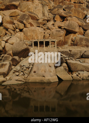 Alte Ruinen in Hampi, Karnataka, Südindien. Stockfoto