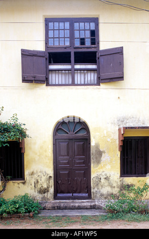 ALTE HÄUSER IN GESCHÜTZTEN GEGEND FORT COCHIN KERALA Stockfoto