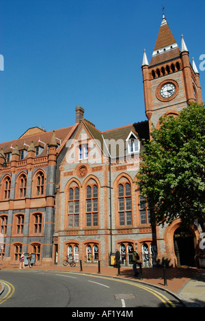 Lesen Rathaus als Museum und die Kunstgalerie Berkshire England Stockfoto