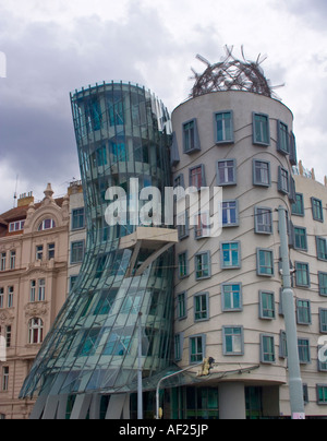 Das Tanzende Haus in Prag Tschechische Republik Stockfoto