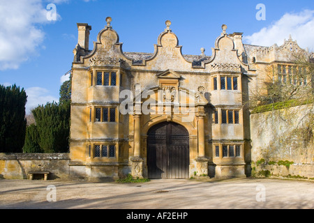 Jakobinischen 1631 Torhaus, Stanway Manor Gloucestershire aus Guiting gelben Stein gebaut Stockfoto