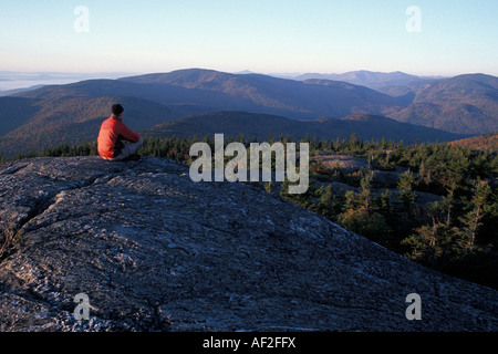 Wanderer auf Caribou Mountain Peak, White Mountain National Forest, New-Hampshire Stockfoto