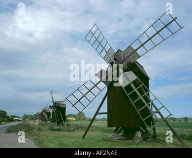 Traditionelle Holzwindmühlen, Störlinge, Öland, Schweden. Stockfoto