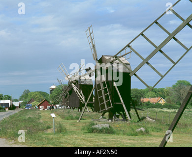 Traditionelle Holzwindmühlen, Störlinge, Öland, Schweden. Stockfoto