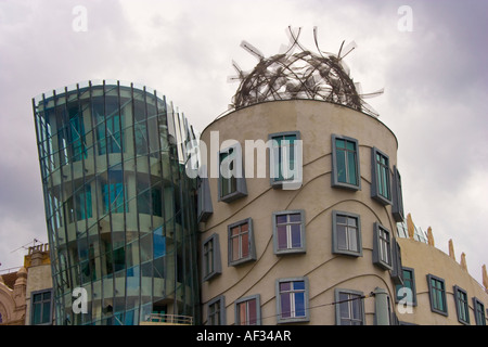 Das Tanzende Haus in Prag Tschechische Republik Stockfoto