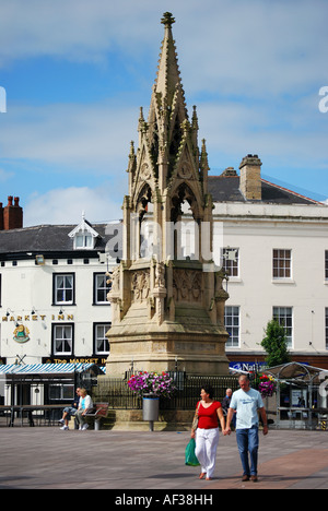 Bentinck Denkmal, Marktplatz, Mansfield, Nottinghamshire, England, Vereinigtes Königreich Stockfoto