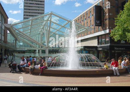 Senken Sie Precinct Einkaufszentrum, Coventry, Westmidlands, England, Vereinigtes Königreich Stockfoto