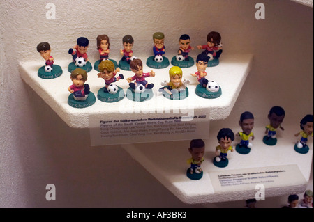 Hamburg verrückte Fußball. Vor dem FIFA 2006. Museum für Hamburgische. Verschiedenen Fußballer-Teams. Stockfoto