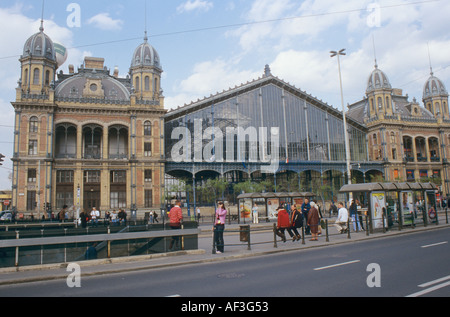 Budapest Ungarn Nyugati Bahnhof Stockfoto