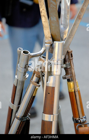 Gestapelte Gewehre an American Civil War reenactment Stockfoto