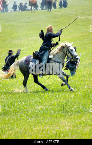 Union Offizier zu Pferd mit Schwert Stockfoto