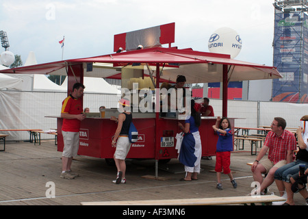 FIFA 2006 Hamburg, Deutschland. Fanmeile. Bier Stockfoto