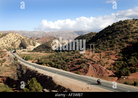 Motorrad-Touren in Marokko im Atlas-Gebirge Stockfoto