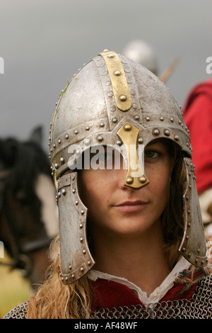 Eine weibliche römische re Enactment Vereinsmitglied im Kostüm Stockfoto