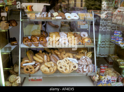 Schaufenster einer Bäckerei, Wien, Österreich Stockfoto