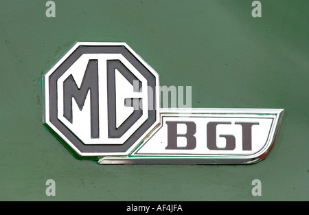 MG BGT Auto Abzeichen auf restaurierten klassischen Sportwagen Stockfoto