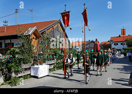 Fest der Fronleichnams-Prozession Wackersberg Upper Bavaria Germany Stockfoto