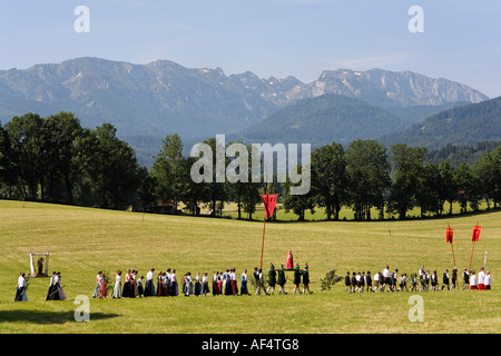 Fest der Fronleichnams-Prozession Wackersberg Upper Bavaria Germany Stockfoto