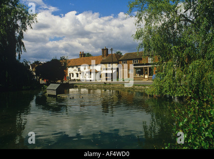 Otford Dorf mit großer Ententeich nördlich Sevenoaks Kent Stockfoto