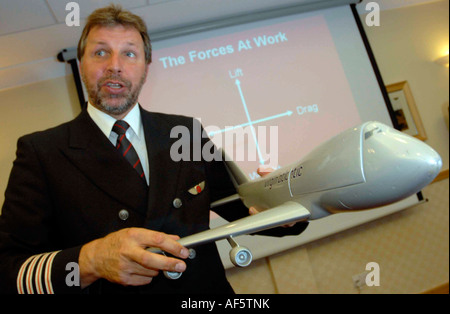 Fliegen ohne Angst Kurs organisiert von Virgin Airlines. Stockfoto