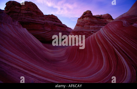 Arizona-Landschaft mit Felsformationen aus Sandstein an der Welle Stockfoto