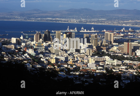 Blick vom Signal Hill Road in der Innenstadt von Kapstadt Südafrika Stockfoto