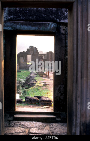 Innenraum der Khmer-Tempel von Banteay Srei - Siem Reap, Kambodscha Stockfoto