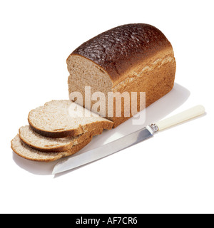 Ein Laib Brot und Brotmesser Stockfoto