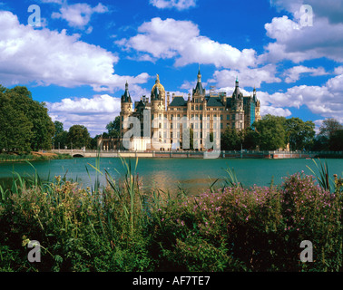 Geographie/Reisen, Deutschland, Mecklenburg-Vorpommern, Schwerin, Burg, Außenansicht, Museum, Sitz der Landtag, See, Additional-Rights - Clearance-Info - Not-Available Stockfoto