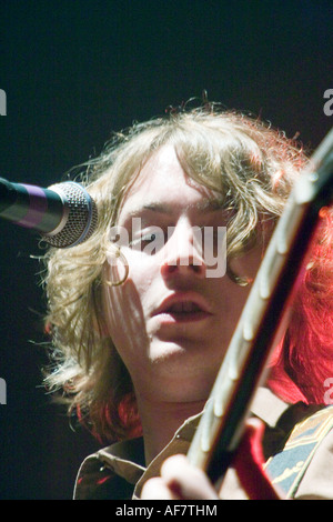 Die Zutons und David McCabe im Konzert UK 2006 Leas Cliff Hall Folkestone Kent Stockfoto