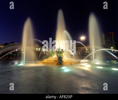 SWANN FOUNTAIN (©ALEXANDER STIRLING CALDER 1924) LOGAN CIRCLE PARKWAY PHILADELPHIA PENNSYLVANIA USA Stockfoto