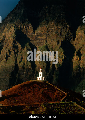 Glockenturm der Kirche, Frontera, Dorf El Golfo Krater, Steilwand, El Hierro, Kanarische Inseln, Spanien Stockfoto