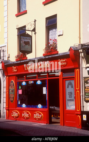 County Kerry, Killarney, bunte Metzger-Shop in der Main Street Stockfoto