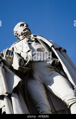 Statue von Charles Henry Wilson ehemaligen MP und Wohltäter von Hull East Yorkshire England Stockfoto