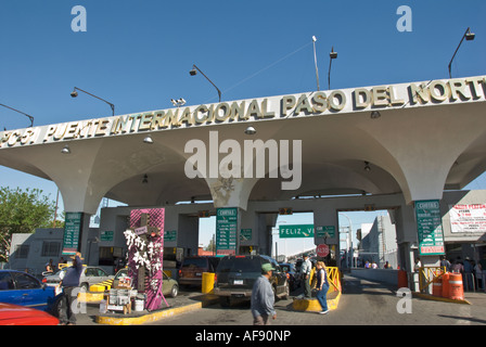 Mexico Ciudad Juarez Santa Fe Brücke Maut Plaza Rio Grande River Crossing nach El Paso Texas USA Stockfoto