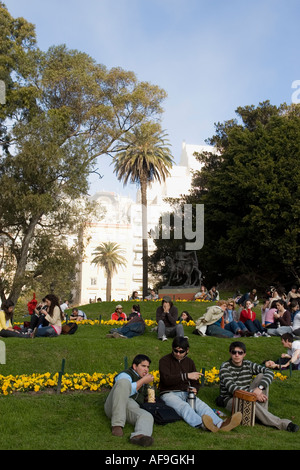 Menschen entspannen in Recoleta, Buenos Aires Stockfoto