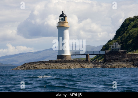 Erray Leuchtturm gegen stürmischen Himmel bei Rubha Nan Gall nördlich von Tobermory Isle of Mull Scotland UK Stockfoto
