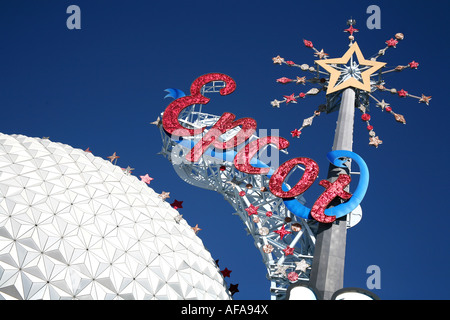 Epcot Center Walt Disney World Orlando Florida Geosphäre Spaceship Earth mit dem Wort EPCOT Stockfoto