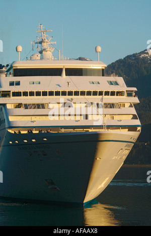 Das Radisson Seven Seas Mariner Kreuzfahrtschiff Stockfoto