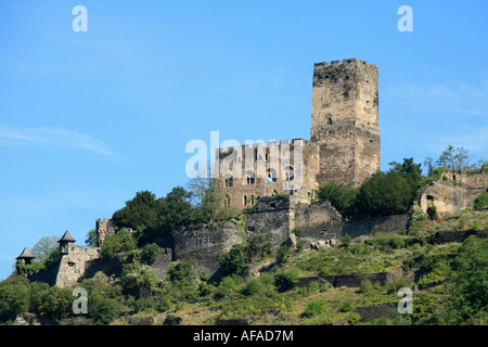 Gutenfels Burg überragt Kaub im Flusstal Rheins in Deutschland Stockfoto