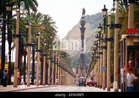 Passeig de Colom mit Columbus-Denkmal am Placa del Portal De La Pau, Barcelona, Katalonien, Spanien Stockfoto