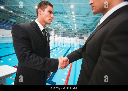 Buinessmen Hände schütteln Stockfoto