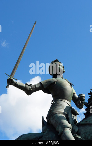 Statue von Jeanne d ' Arc außerhalb von St. Augustin Kirche Paris Frankreich Stockfoto