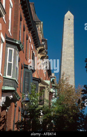 Massachusetts, New England, Boston, Beantown, Charlestown Monument Avenue Häuser aus dem 19. Jahrhundert, Häuser, Gebäude, Skyline der Stadt, Innenstadt, Stadtzentrum Stockfoto