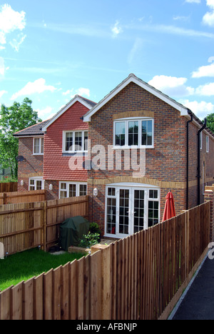 Neue privaten Wohnsiedlung, Surrey, England, Vereinigtes Königreich Stockfoto