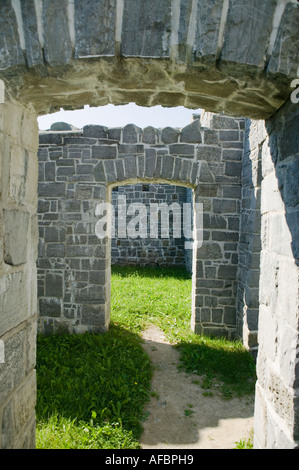 Stein-Ruinen der Offiziere Kaserne britische Fort in Crown Point am Lake Champlain New York Stockfoto